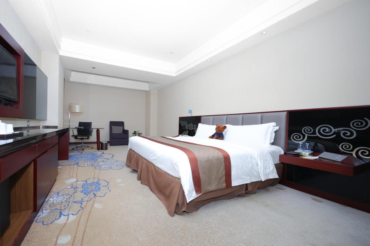 Shenzhen Avant-Garde Hotel Екстериор снимка